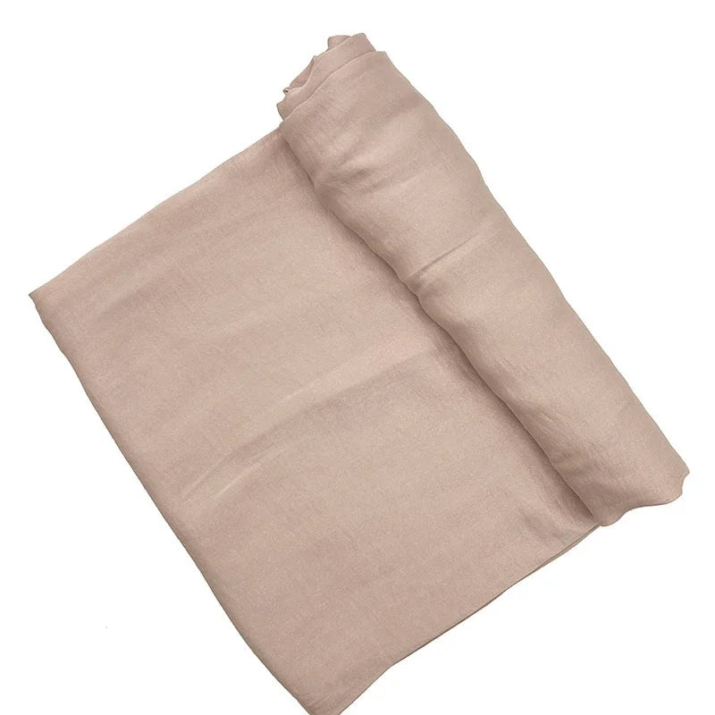 Layali Exklusiv-Kollektion – Velvet Satin Chiffon Hijab | Elegant - für besondere Momente