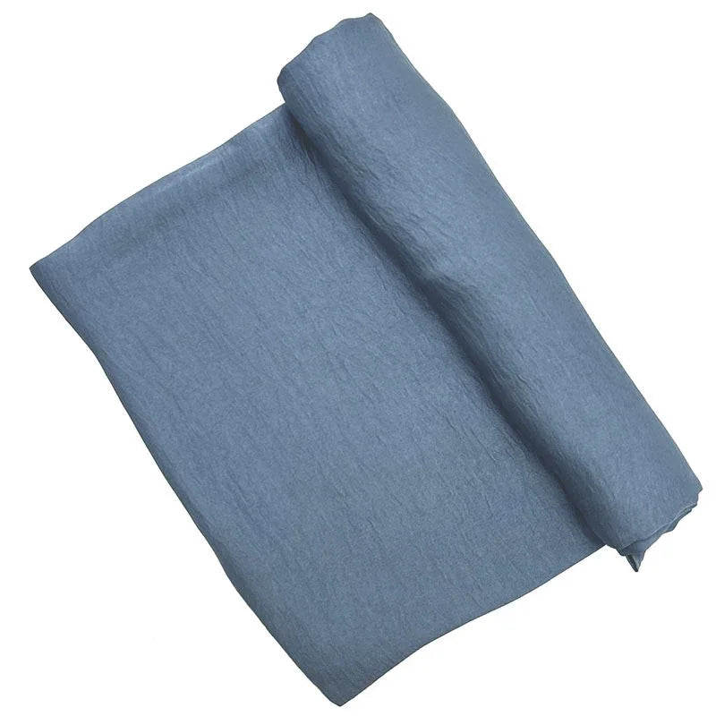 Layali Exklusiv-Kollektion – Velvet Satin Chiffon Hijab | Elegant - für besondere Momente