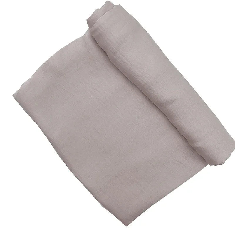 Layali Exklusiv-Kollektion – Velvet Satin Chiffon Hijab | Elegant - für besondere Momente