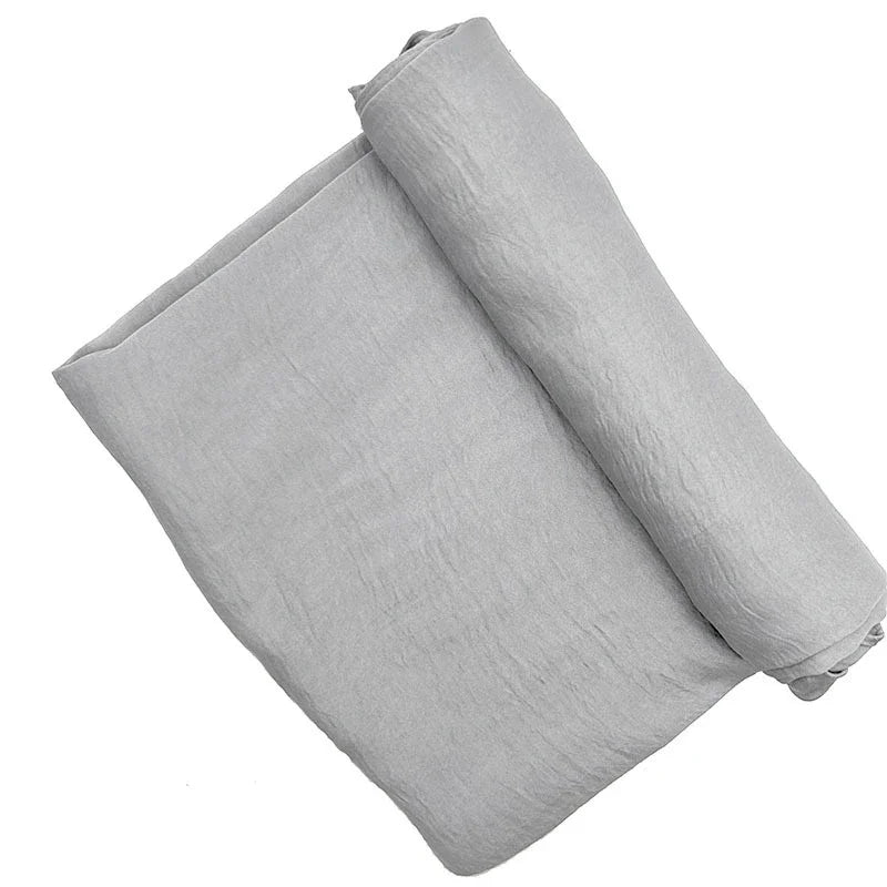 Layali Exklusiv-Kollektion – Velvet Satin Chiffon Hijab | Elegant - für besondere Momente