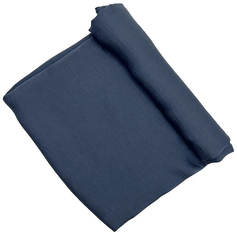Layali Exklusiv-Kollektion – Velvet Satin Chiffon Hijab | Elegant - für besondere Momente