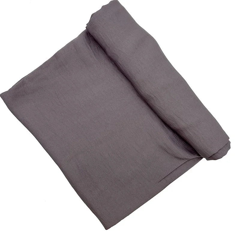 Layali Exklusiv-Kollektion – Velvet Satin Chiffon Hijab | Elegant - für besondere Momente