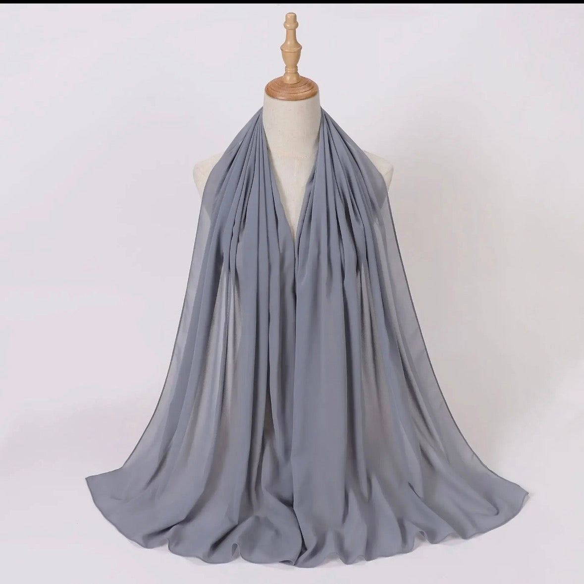 Layali – Premium Chiffon Hijab: Lightweight, Elegant & Suitable for Every Occasion