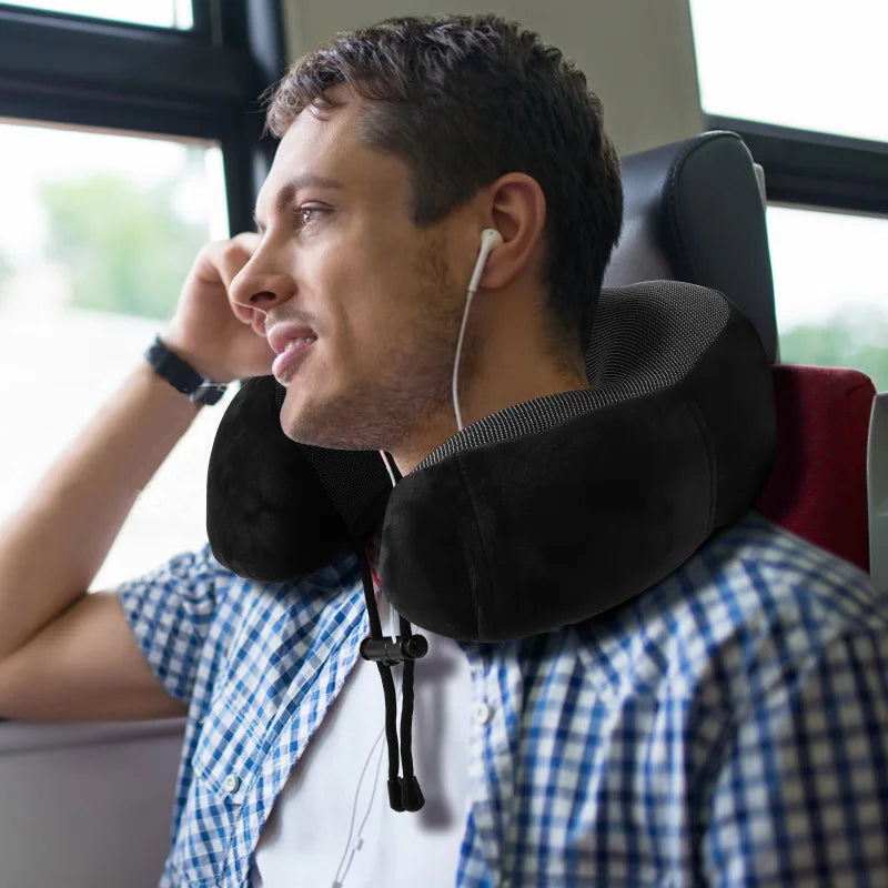🌙 Memory Foam Nackenkissen U-Form – Weiches Reisekissen mit Seitentasche, Schlafmaske & Ohrstöpseln, Ergonomische Nackenstütze für Reisen