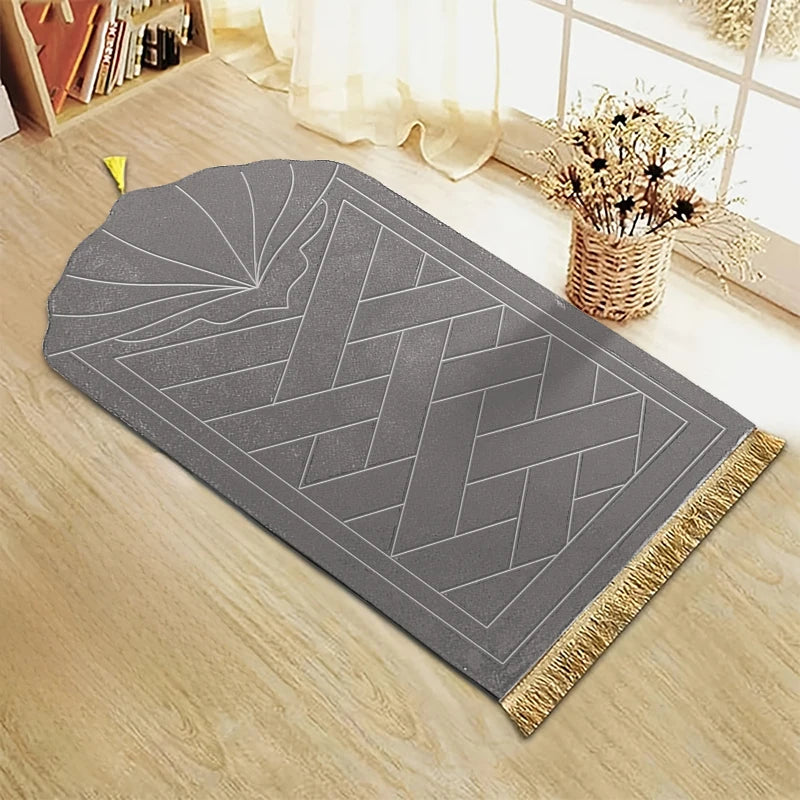 🕌 Layali Thickened Sponge Prayer Mat mit Fransen – Weich, Leicht & Vielseitig 🧳✨